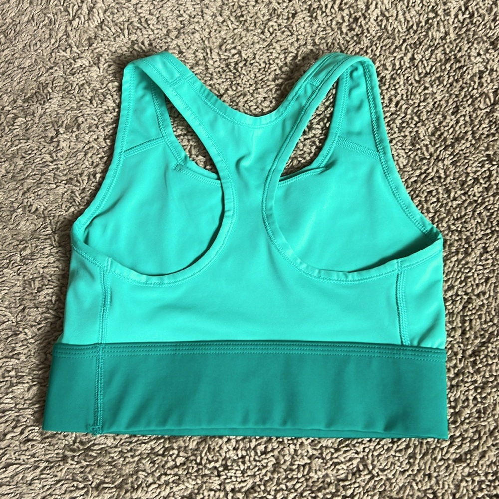 Nike Sports Bra - Picture 3 of 6